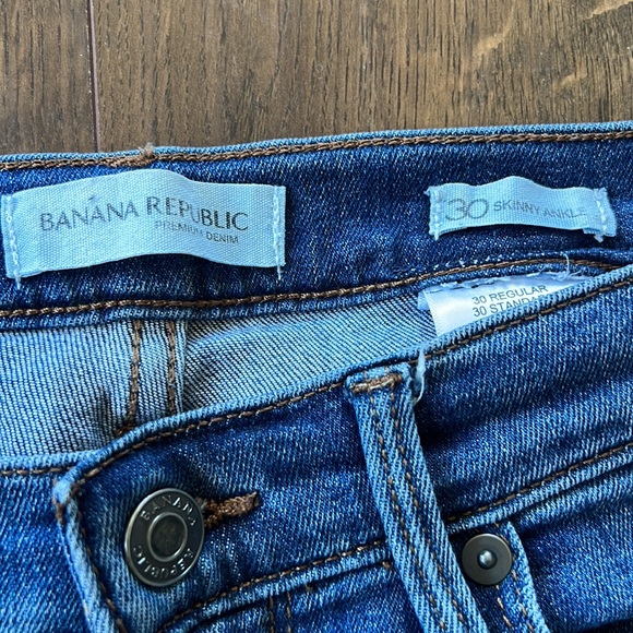 Banana Republic Skinny Ankle Jeans - Picture 2 of 3